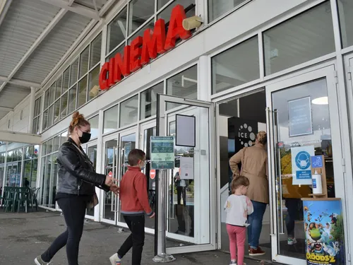 Cinéma : les projecteurs ont repris du service dans l'Ouest 